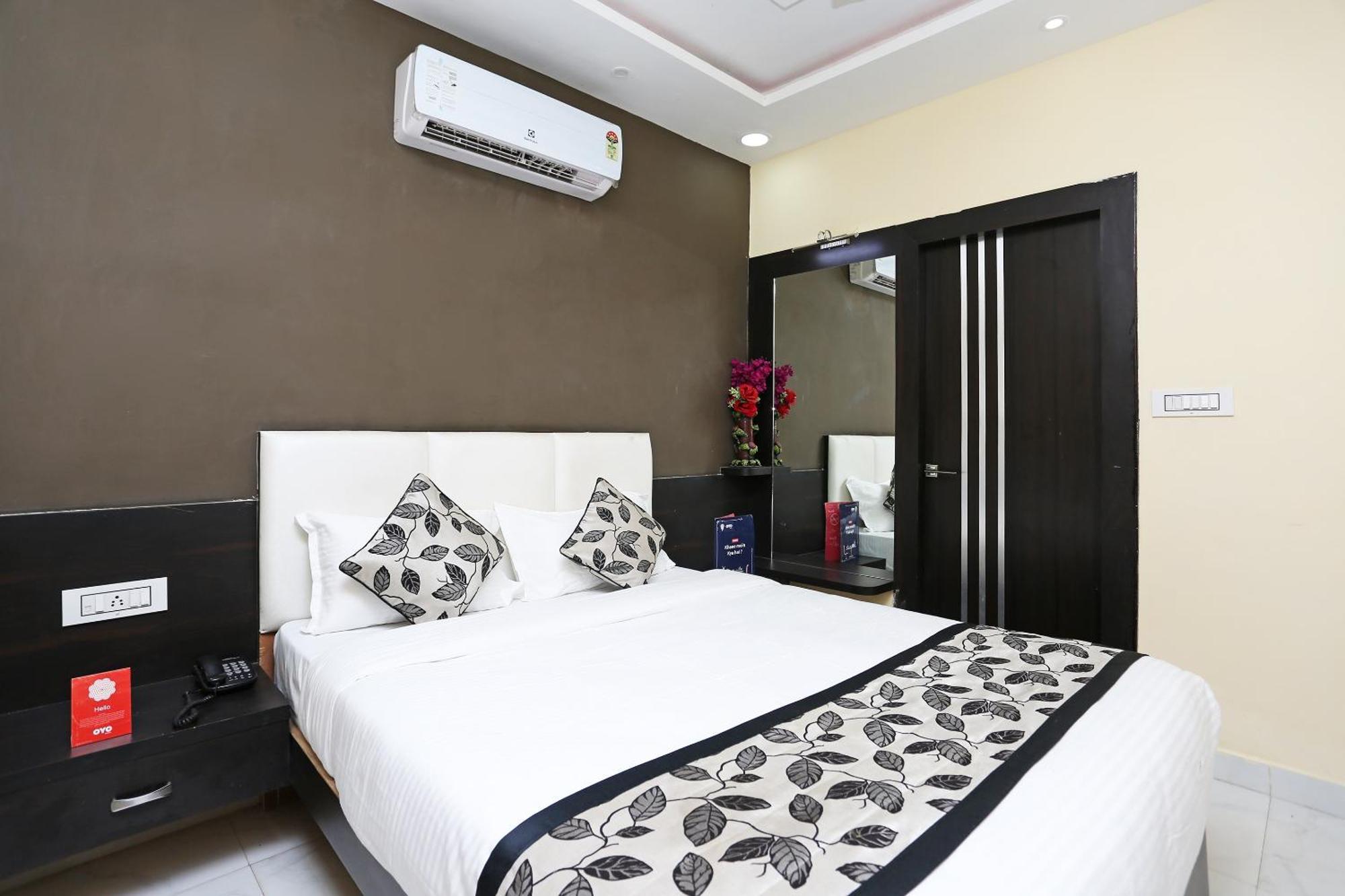 Hotel O Laxmi Privilege Inn กวาลิออร์ ภายนอก รูปภาพ